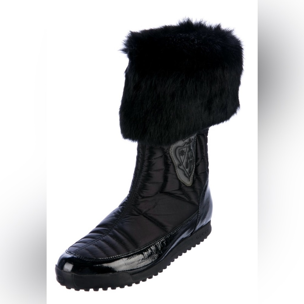 Gucci Hysteria Rabbit Fur Snow Boots - Picture 2 of 12